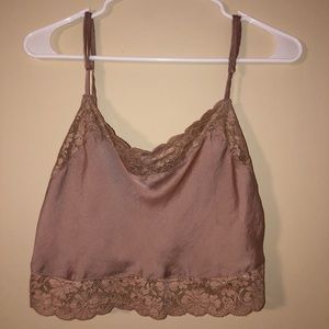 Brandy Melville stain lace tank top